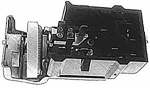 【中古】【未使用・未開封品】Standard Motor Products DS-613 ヘッドライトスイッチ