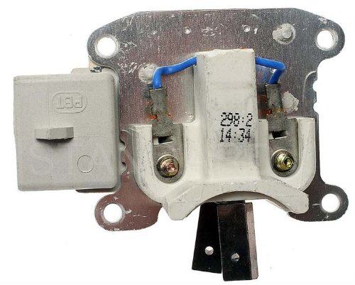 【中古】【未当てはめる・未開封品】Standard Motor Products VR601 起電力レギュレータ