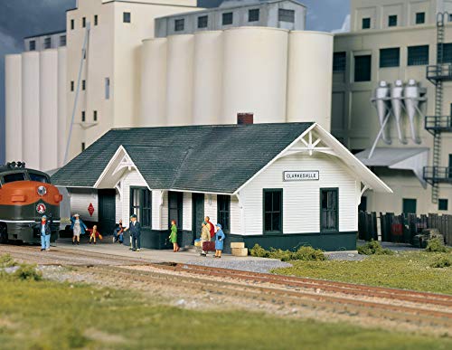 【中古】【未使用・未開封品】Walthers, INC. Clarkesville Depot kit, 5?1/4?x 2?x 1?7/20,3?cm 13.3?x 5?x 4.7?cm|AJIMURA-SHOP