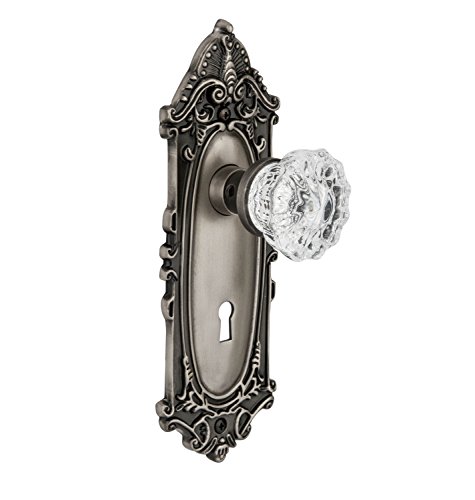 【中古】【未使用・未開封品】Nostalgic Warehouse Victorian 鍵穴付きクリスタルガラスノブとプレート Privacy - 2.375\" 704120 1