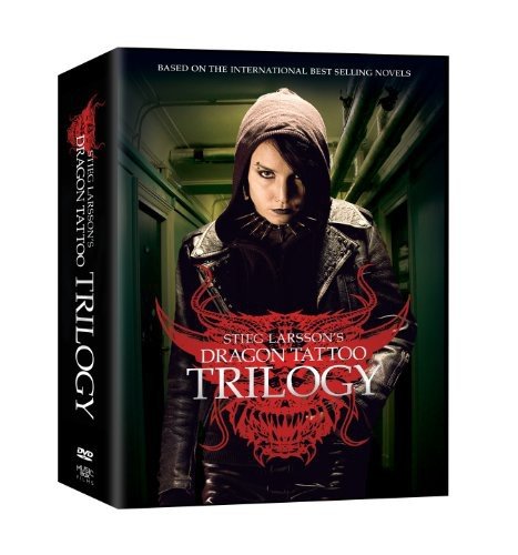 【中古】【未使用・未開封品】The Stieg Larsson Trilogy (The Girl with the Dragon Tattoo / The Girl Who Played With Fire / The Girl Who Kicked the Hornet's Nest)