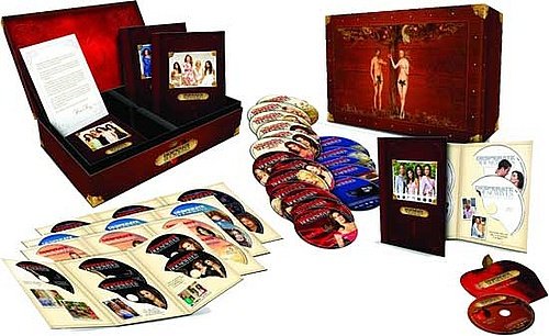 【中古】【未使用・未開封品】Desperate Housewives: The Complete Collection [DVD]