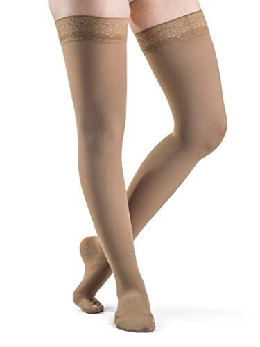 【中古】【未当て嵌める・未開封品】Sigvaris Soft Opaque 843NMSW35 30-40 mmHg Womens Closed Toe Thigh, Nude, Medium-Short by Sigvaris