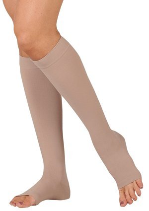 【中古】【未当て嵌める・未開封品】20-30 mmHg Juzo Dynamic (Varin) AD-N Compression Stockings. Knee High. Open Toe. Silicone Grip. 3.5糎. ,Size:III,Color:Black by Juzo