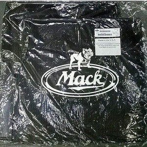 【中古】【未使用・未開封品】Mackフロアマット9291???2006?C