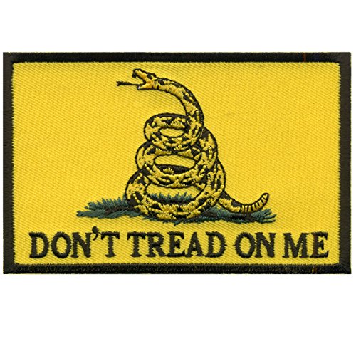 【中古】【未当て嵌める・未開封品】Hot Leathers PPV1002 Don\u0027t Tread on Me フックバックパッチ マルチ色つや 幅4in x 高さ2.5in
