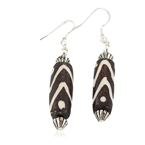 【中古】【未当て嵌める・未開封品】$ 80受け売りタグシルバーフックAuthentic Made by Charlene Little Navajo Wood Native Americanイヤリング