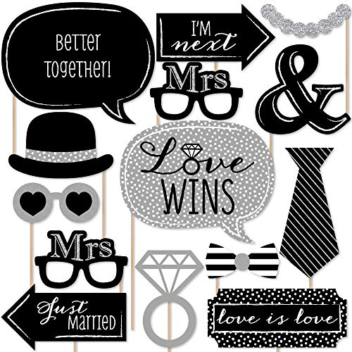 【中古】【未使用・未開封品】Mrs. & Mrs. - Silver - Lesbian Wedding LGBTQ Photo Booth Props Kit - 20 Count