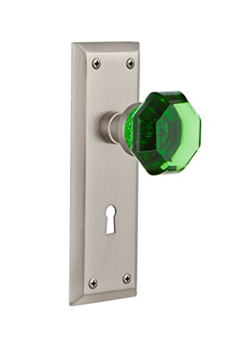 【中古】【未使用・未開封品】Nostalgic Warehouse 721894 New York Plate with Keyhole Passage Waldorf Emerald Door Knob in Satin Nickel, 2.375