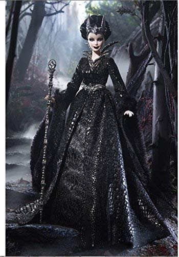 【中古】【未当て嵌める・未開封品】バービー CJF32 Queen of the Dark Forest Barbie Doll 2015 GOLD LABEL Barbie Doll MINT by MATTEL