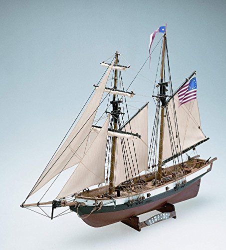 【中古】【未使用・未開封品】Mamoli MV50 ニューポート - 木製 プランクオンフレーム シップ モデルキット - 長さ 520 mm (21インチ)、高さ: 350 mm (14インチ) スケール 1/5｜AJIMURA-SHOP 56,246円