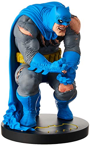 【中古】【未使用・未開封品】DC Collectibles DC Designer Series: Batman by Frank Miller Statue画像