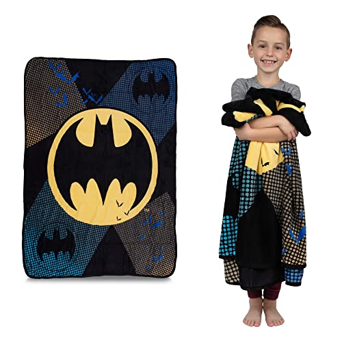 【中古】【未使用・未開封品】Franco A39678 Kids Bedding Soft Plush Microfiber Throw, 46\" x 60\", Batman