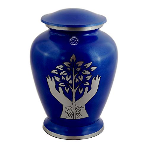 【中古】【未使用・未開封品】Hind Handicrafts 人間の遺灰用の銀製の彫刻が施されたアルミニウムの火葬骨壷大人 - 手作りの葬儀記念遺灰収納骨壷 - バッグ付き 7'' x 7'' x 1