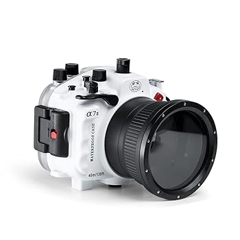 【中古】Seafrogs 40m/130フィート プロフェッショナル 水中カメラハウジング Sony A7II/A7RII/A7SII用 標準ポート 28-70mm f3.5-5.6 OSSレンズ付き (ホ