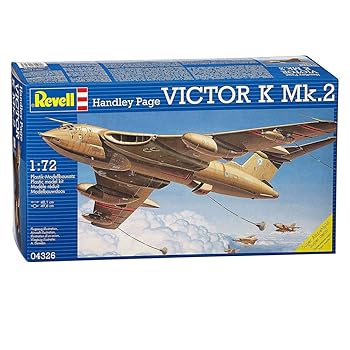 【中古】ドイツレベル 1/72 ハンドレペジ・ビクター K2 04326 プラモデル 12,765円