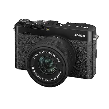 【中古】富士フイルム(FUJIFILM) 銀鏡レスデジタルカメラ FUJIFILM X-E4 水晶体一揃いの道具 黒いこと (XC15-45) F X-E4LK-1545-B