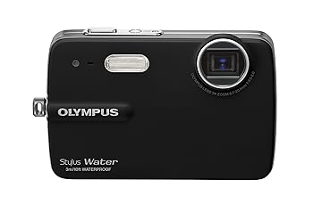 【中古】Olympus Stylus 550WP 10MP Waterproof Digital Camera with 3x Optical Zoom and 2.5-inch LCD (Black) by Olympus