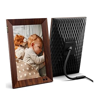 【中古】【未当てはめる】Nixplay Smart Digital Photo Frame 10.1 Inch Wood-Effect - Share Moments Instantly via EMail or App