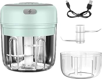 【中古】【未使用】Farigrut みじん切り器 電気 にんにくチョッパー 電動みじん切り器 ミニ・ポータブルフードチョッパー 250ml ワンタッチで起動 USB充電 安全 BPA