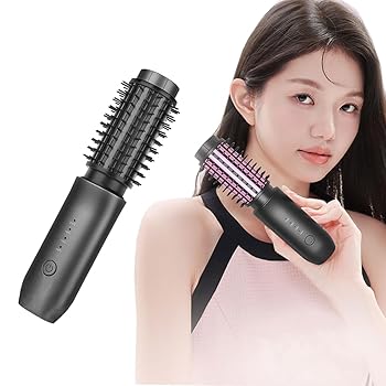 【中古】【2025新模範例・USB申し受ける式】ヘアアイロンブラシ コードレス 7000mAh大静電容量 ヒートブラシ 差し引きイオン 髪の毛鉄 4座標軸熱度自然調整 150~210℃