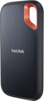 【中古】【未使用】SanDisk (サンディスク) 8TB エクストリームポータブルSSD - 最大1050MB/秒、USB-C、USB 3.2 Gen 2、IP65 防水・防塵、アップデートされたファー