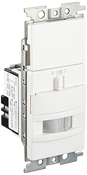 【中古】TOSHIBA(東芝) 人感スイッチ ニューホワイト 2線式 3路配線対応 WDG8051