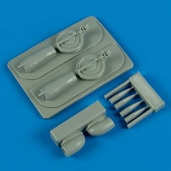 【中古】クイックブースト 48467 1/48 P-38F ライトニング 胴体空気取り入れ口とB-33排気タービン過給機（ACA/EDU用）
