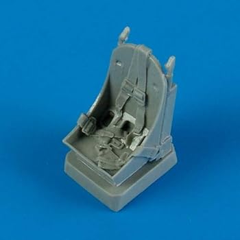 【中古】クイックブースト 48392 1/48 P-39 エアラコブラ シートベルト付座席