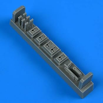 【中古】クイックブースト 49037 1/48 OV-10A/D ブロンコ 搭乗ステップ (ICM用)