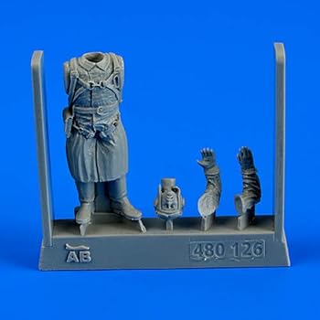 【中古】【未使用】エアロボーナス AB-480126 1/48 WWII ロシア軍のパイロット