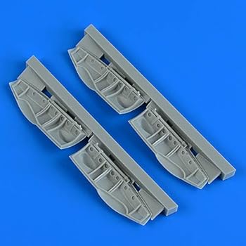 【中古】【未使用】クイックブースト 48912 1/48 ブリストル・ボーファイター アンダーキャリッジカバー（レベル用）