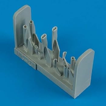 【中古】クイックブースト 48367 1/48 MiG-21MF フィッシュベッドJ 胴体補助空気吸入口（エデュアルド用）