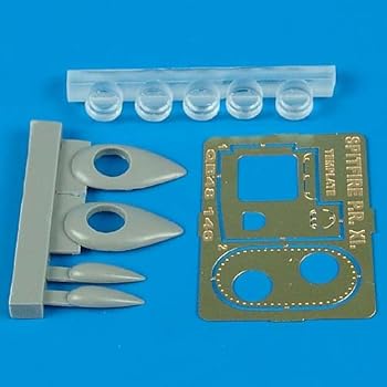【中古】【未使用】クイックブースト 48146 1/48 スピットファイア PR.Mk.XI 偵察カメラ(ハセガワ用)