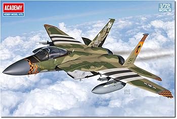 【中古】アカデミー(Academy) 1/72 アメリカ空軍 F-15C イーグル メダル・オブ・オナー 75周年記念塗装 プラモデル 12582