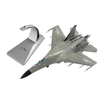 【中古】【未使用】Ｙｏｔｉｊａｙ シミュレーション1/100金属戦闘機モデルとディスのお土産