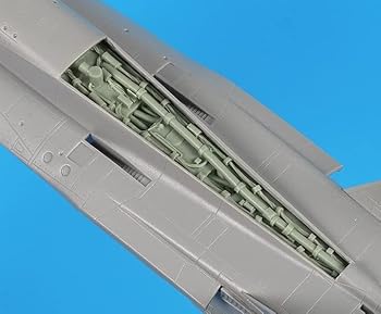 【中古】ブラックドッグ A72089 1/72 F-18 機体上面部 （アカデミー用）