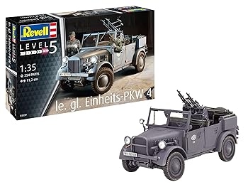 【中古】ドイツレベル 1/35 ドイツ軍 Einheits-PKW Kfz.4 軽四輪駆動対空車両 プラモデル 03339 成型色
