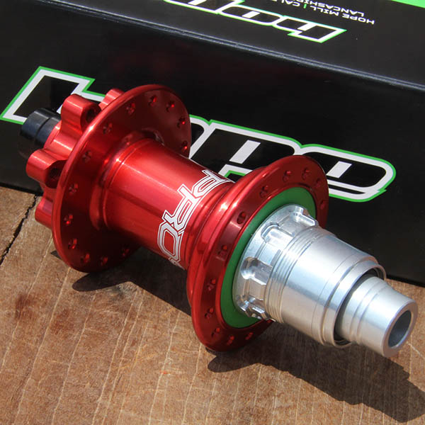 HOPE - Pro4 BOOST [28H][カセット:SRAM]
