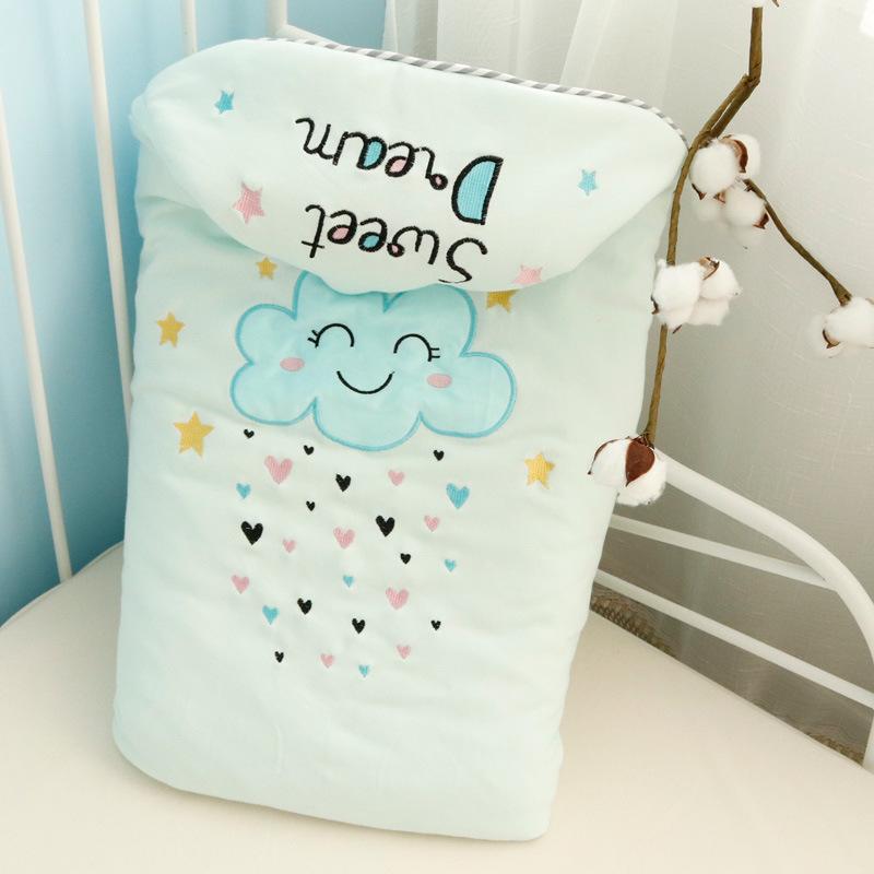 おくるみ ベビー 新生児 コットン 綿100% 厚手 あったか 保温 スリーパー 抱っこ布団 赤ちゃん 寝かしつけ 寝袋 かわいい 刺繍 キャラクター アニマルデザイン オールシーズン 出産準備