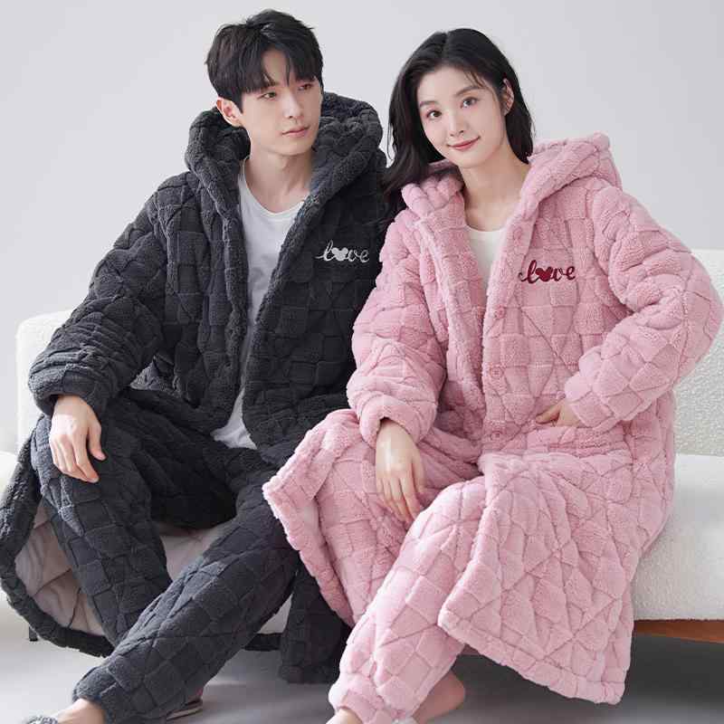 パジャマ カップル ペア メンズ 男性用 レディース 女性用 サンゴフリース フランネル 三層キルト 中綿入り 極厚 保温 暖か ふわふわ やわらか 通気性 ストレッチ フード付き 長袖 長ズボン セットアップ ルームウェア 部屋着 ワンマイルウェア 外 5,844円