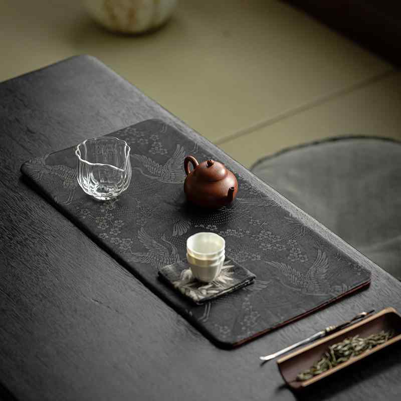 茶席 鶴柄 香雲紗 レトロ 禅風 布製 和モダン ジャパニーズスタイル 茶卓用 ティーセレモニー 茶器置き 干泡席 古典的 落ち着いた色合い 上品