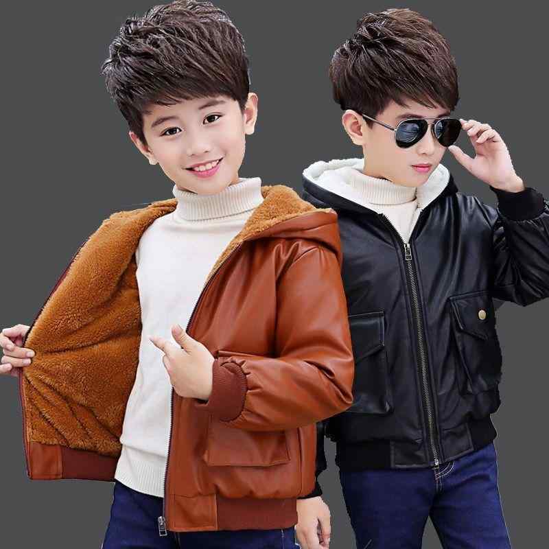 ジャケット 男の子 ジュニア 小学生 レザージャケット 革ジャン PU フェイクレザー 裏起毛 厚手 フード付き 秋冬 防寒 温かい カジュアル ブラウン ブラック 通学 普段使い