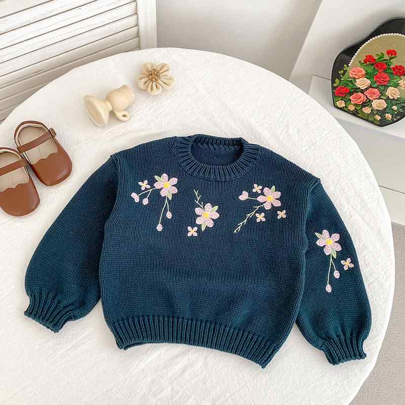 セーター ベビー 女の子 秋 春 冬 綿 コットン 長袖 花刺繍 丸襟 プルオーバー ニット トップス 柔らかい 普段使い カジュアル お出かけ着 幼児 子供 肌に優しい フラワーモチーフ ネイビー 紺