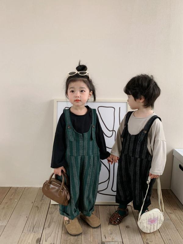 サロペット キッズ 男の子 女の子 秋冬 ストライプ 縦縞 ナチュラル レトロ クラシック ワイド ストレートパンツ 綿 コットン カジュアル 柔らかい ハイウエスト 長ズボン フルレングス 普段使い 通園 通学 グリーン ブラック