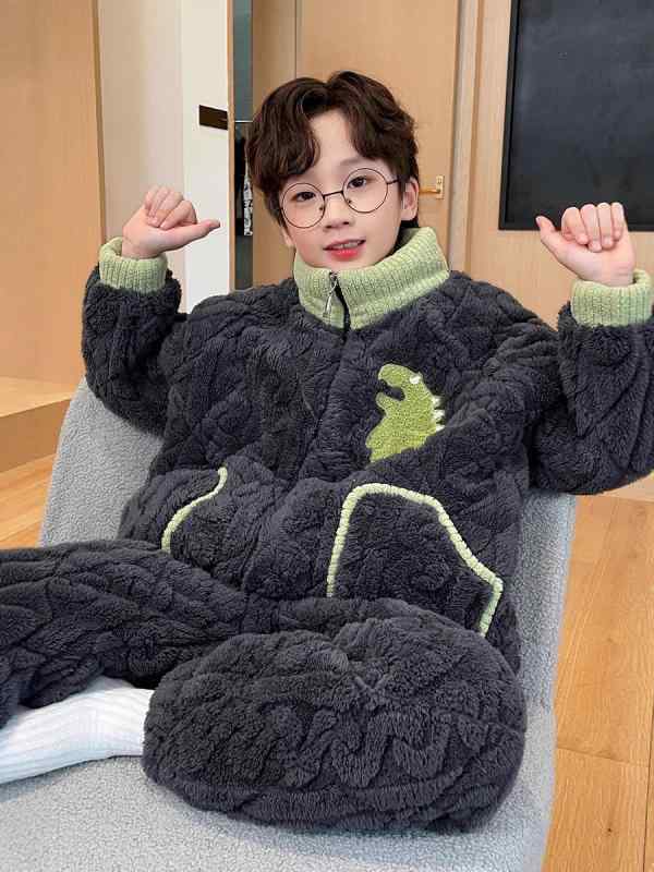 パジャマ 男の子 キッズ 中綿入り サンゴフリース フランネル ポリエステル 3層構造 裏起毛 厚手 保温 防寒 静電気防止 抗菌 秋冬 ルームウェア 部屋着 セットアップ