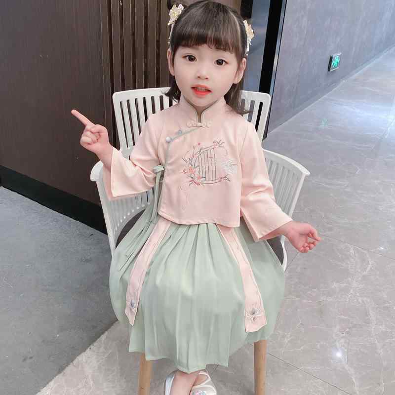 漢服 キッズ 女の子 春秋 玉兎刺繍 セットアップ 上下セット チャイナ服 民族衣装 発表会衣装 ステージ衣装 舞台衣装 かわいい 華やか イベント コスプレ ポリエステル混紡