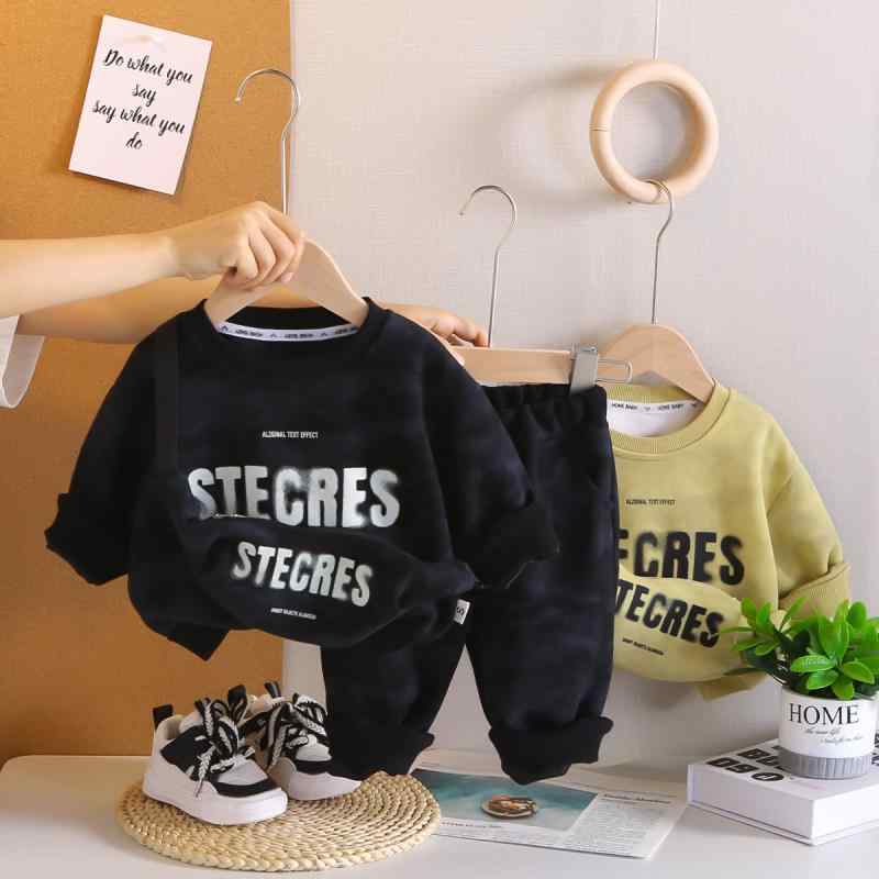 ベビー服 1歳 男の子 女の子 男女兼用 ゆったり 長袖 スポーツカジュアル パンツ セットアップ 綿 ソフト加工 春秋 ブラック イエロー キャラクター 普段使い 部屋着