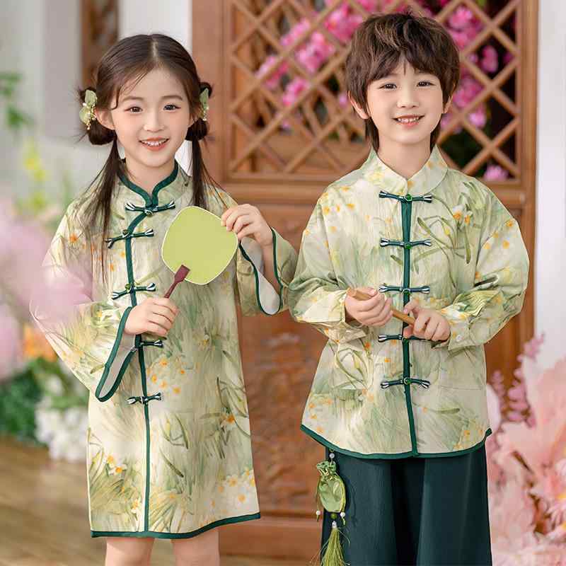 衣装セット キッズ 子供用 男の子 女の子 男女兼用 中国風 民族衣装 唐装 漢服 発表会 幼稚園 演劇 ダンス 舞台 写真撮影 カジュアル 春秋 アセテート繊維 セットアップ