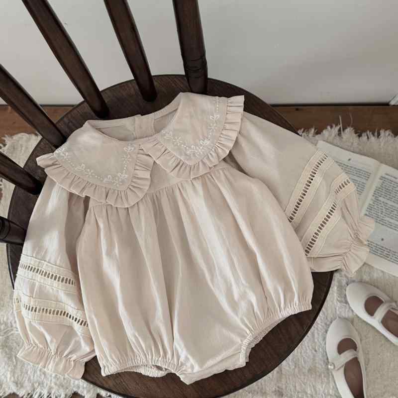 ロンパース 女の子 ベビー 赤ちゃん 幼児服 春秋 コットン フリル襟 刺・墸 レース 透かし編み 長袖 プリンセス風 かわいい ベージュ 韓国子供服 お出かけ プレゼント